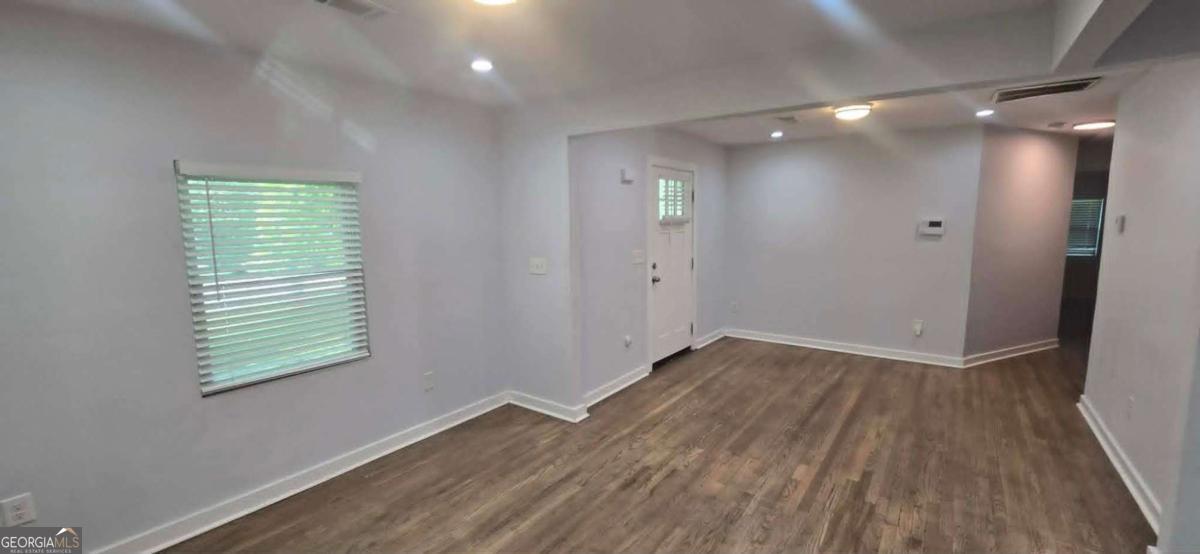 2410 Macon Drive Sw Property Photo 7