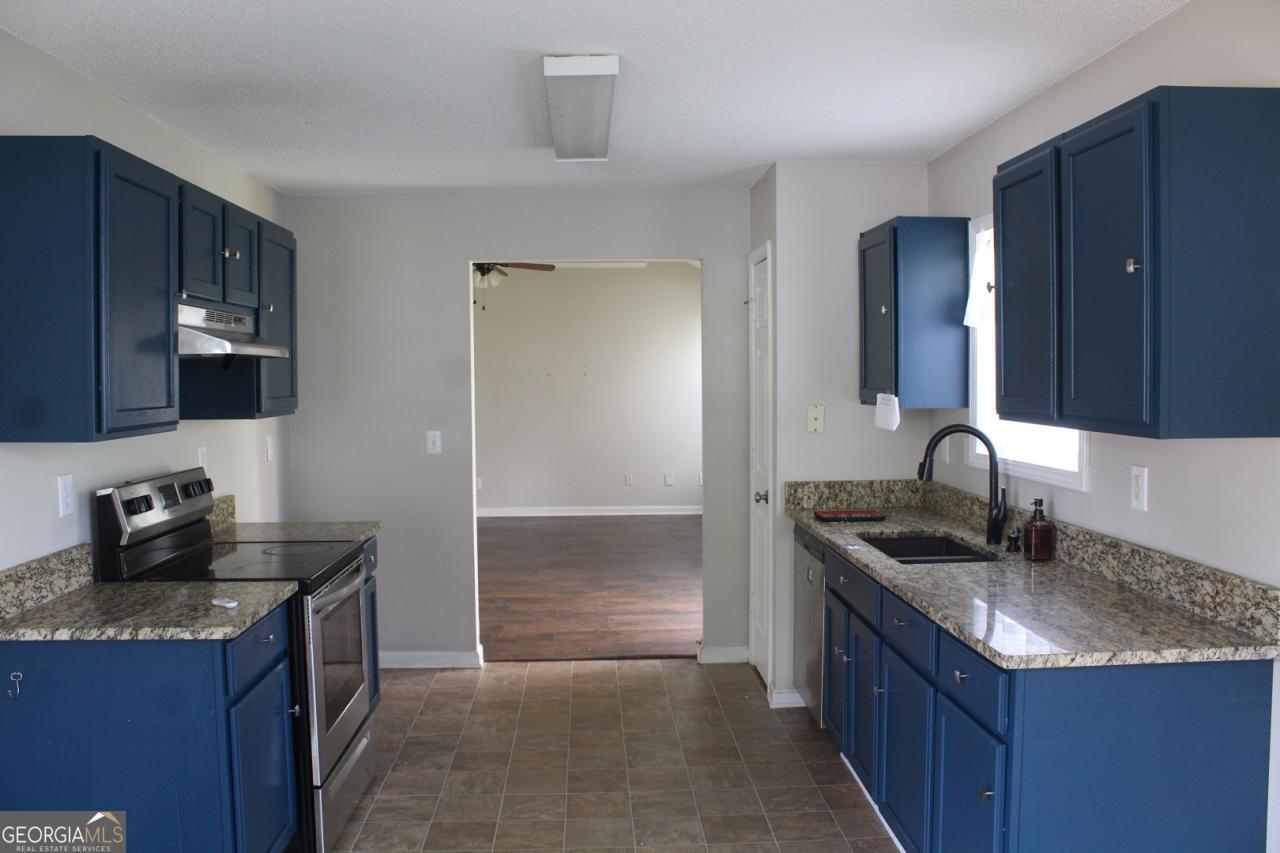 6592 Browns Mill Ferry Drive Property Photo 6