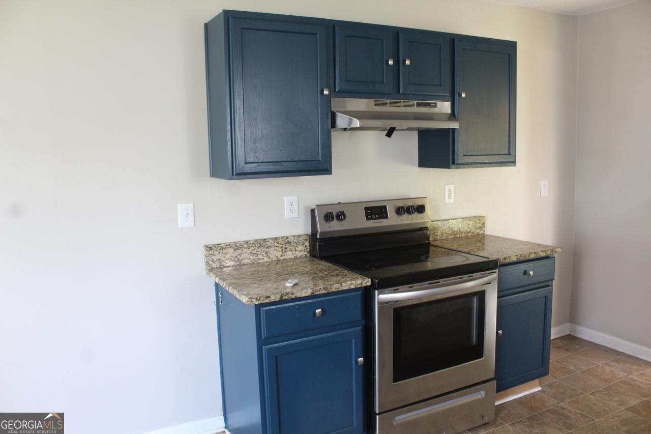 6592 Browns Mill Ferry Drive Property Photo 8