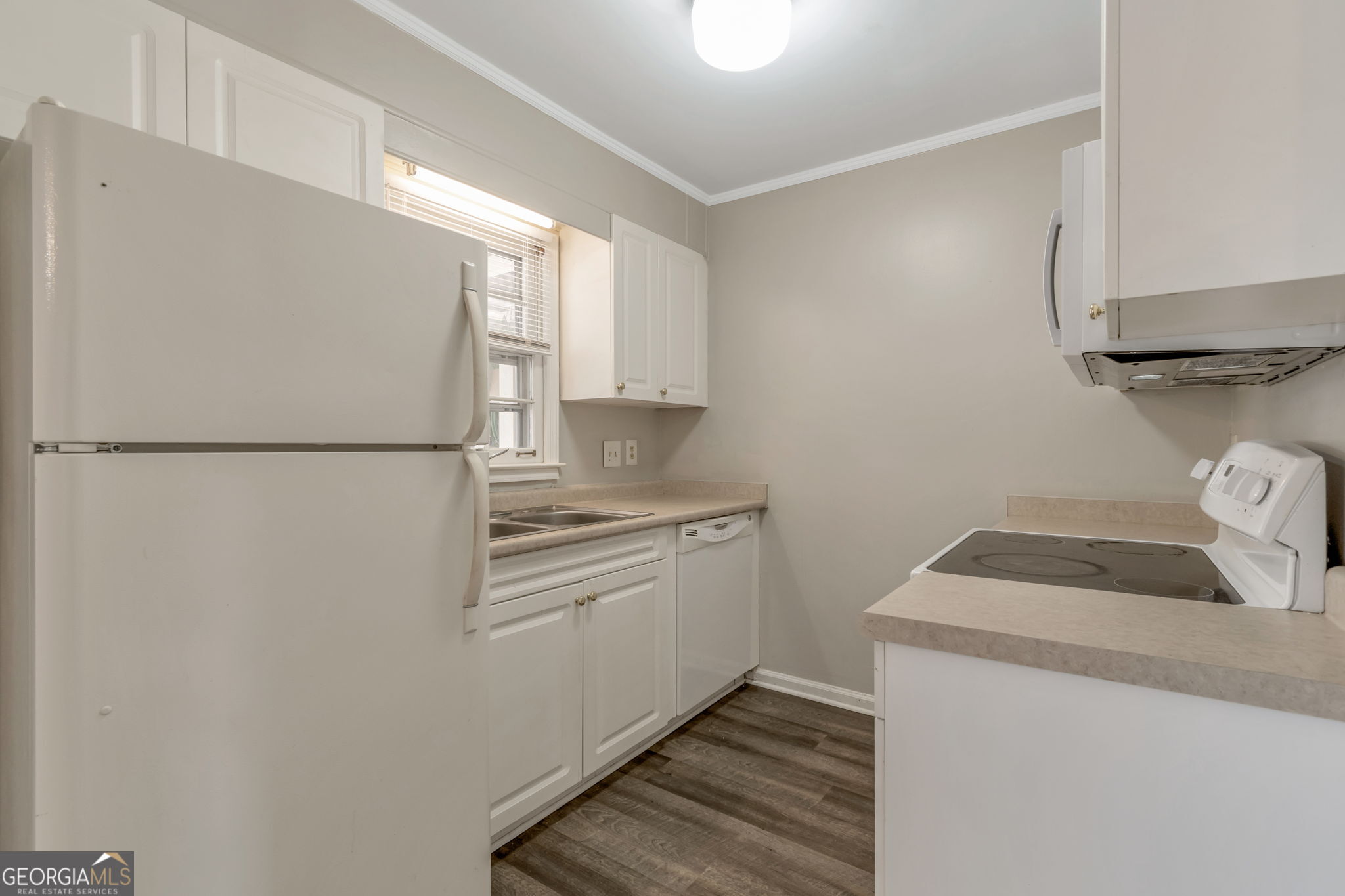 136 Old Ferry Way Property Photo 8