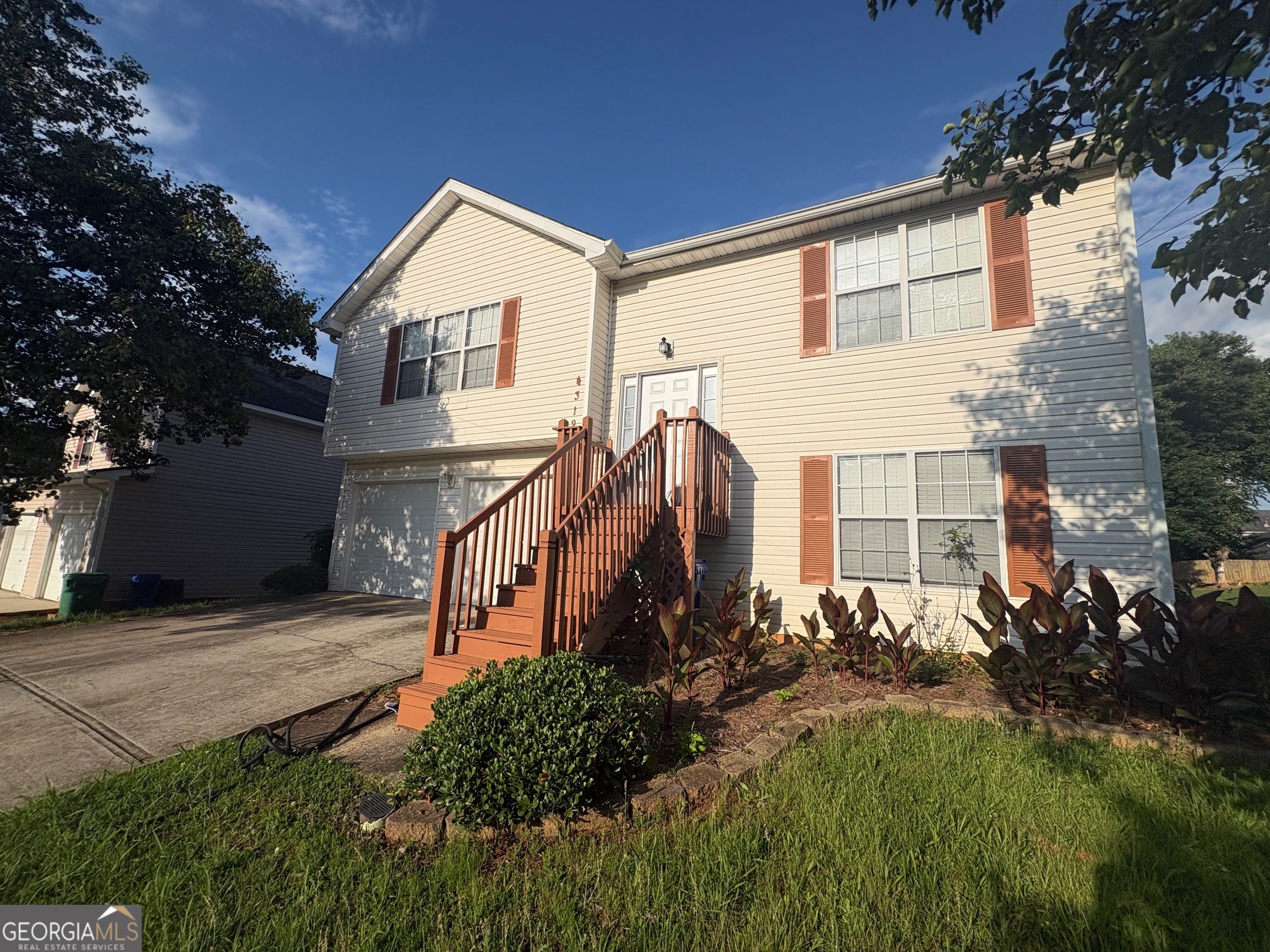 4312 Ward Bluff Drive Property Photo 3