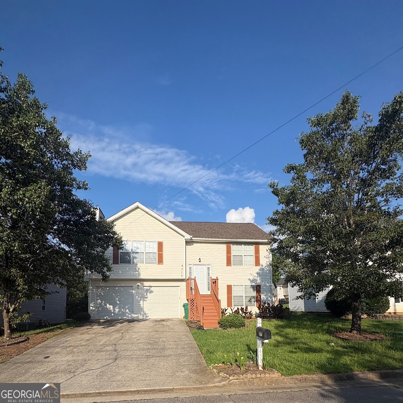 4312 Ward Bluff Drive Property Photo 7