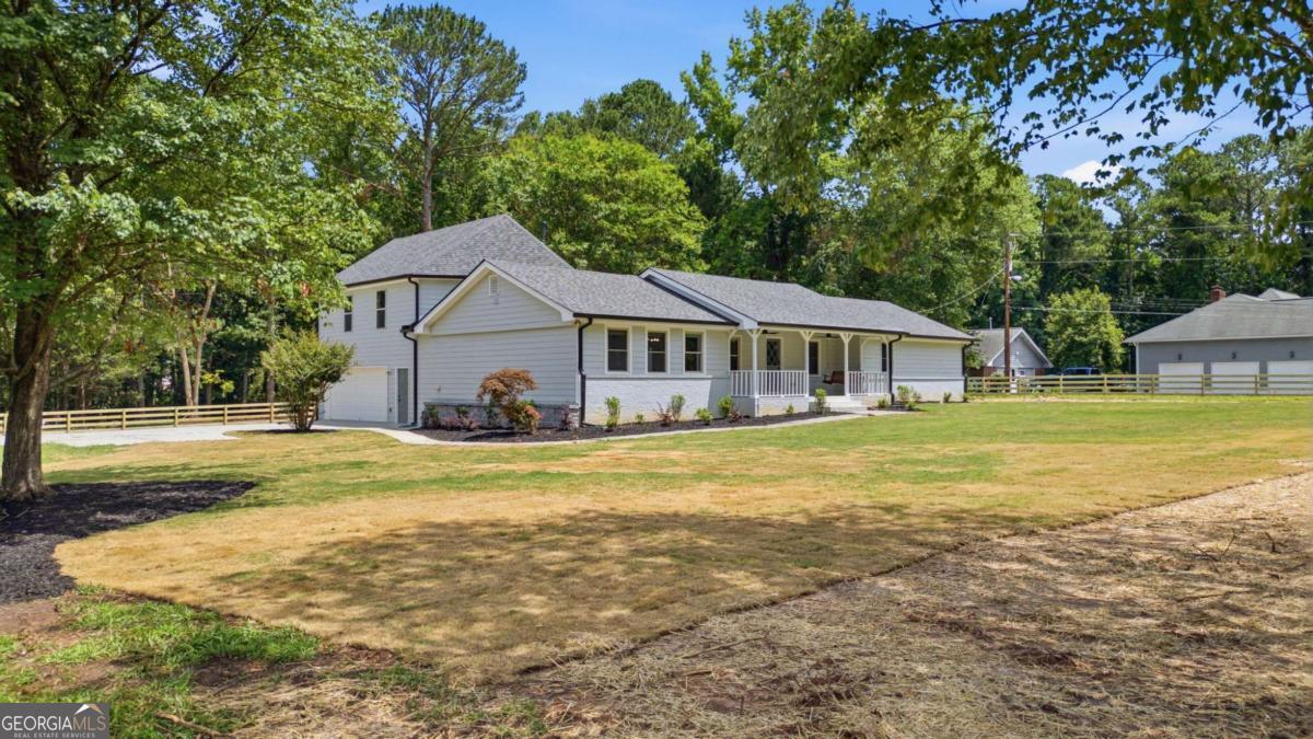 2450 Tennyson Trail Property Photo 4