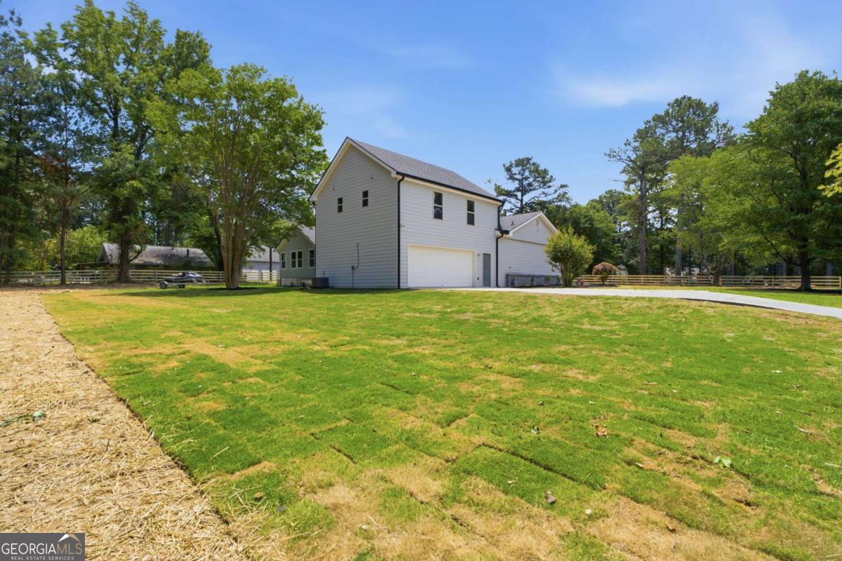 2450 Tennyson Trail Property Photo 9