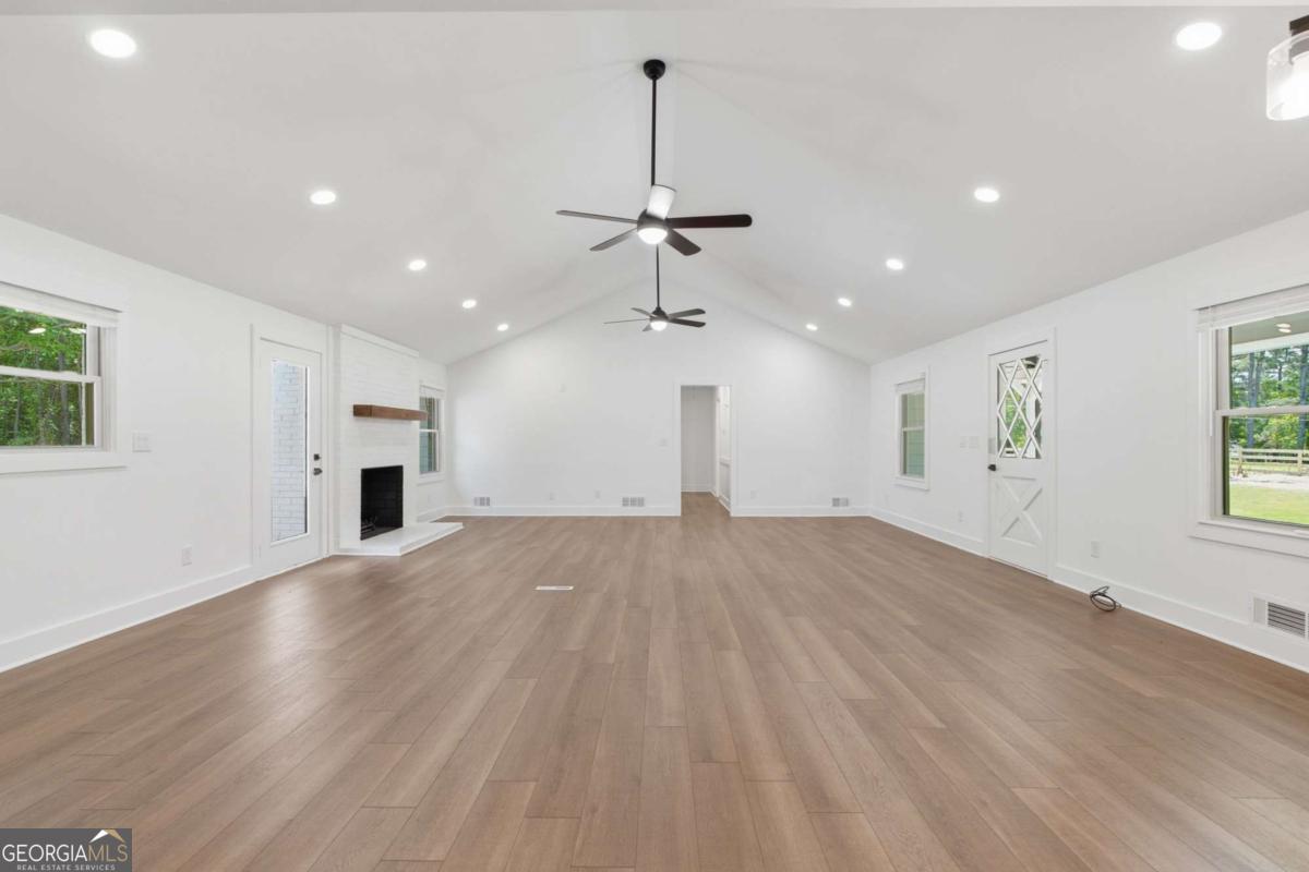 2450 Tennyson Trail Property Photo 17