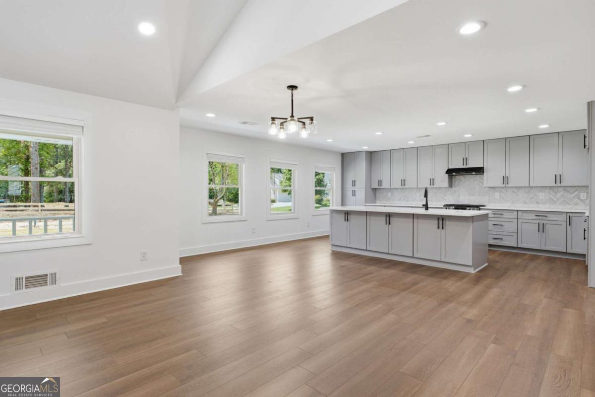 2450 Tennyson Trail Property Photo 21