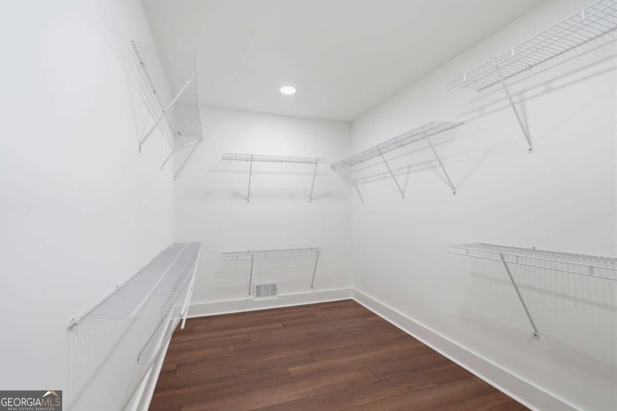 2450 Tennyson Trail Property Photo 36
