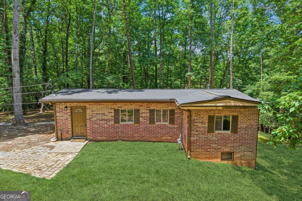 5085 Balus Drive Property Photo 10