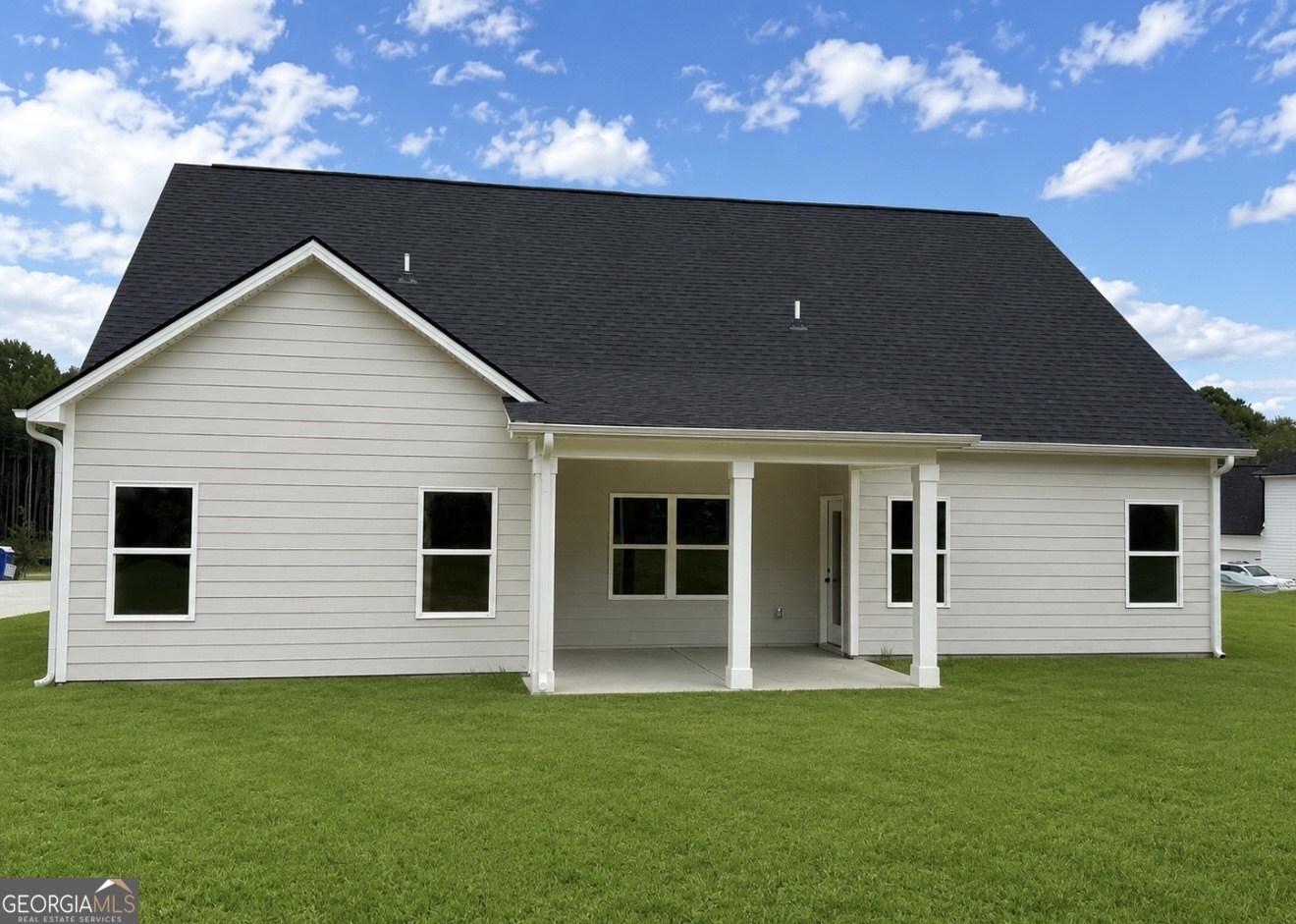 1320 Sycamore Circle Property Photo 4