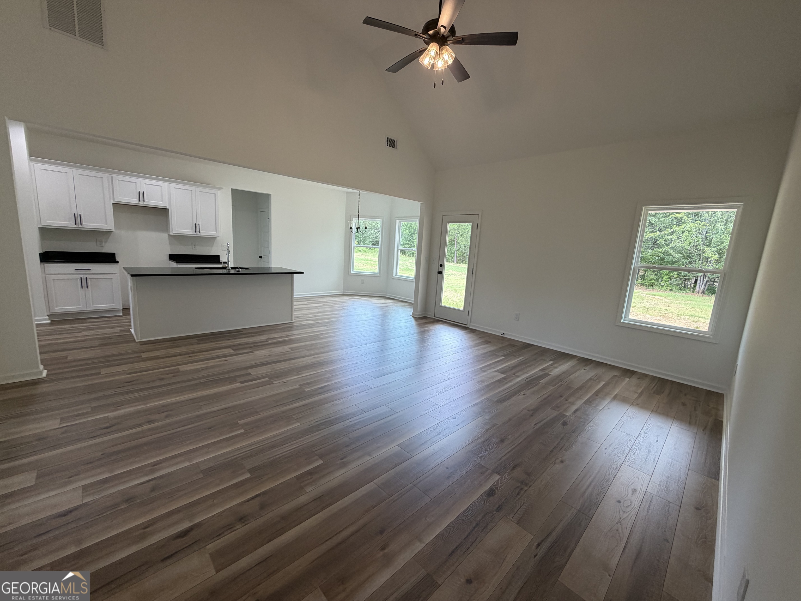 1320 Sycamore Circle Property Photo 28