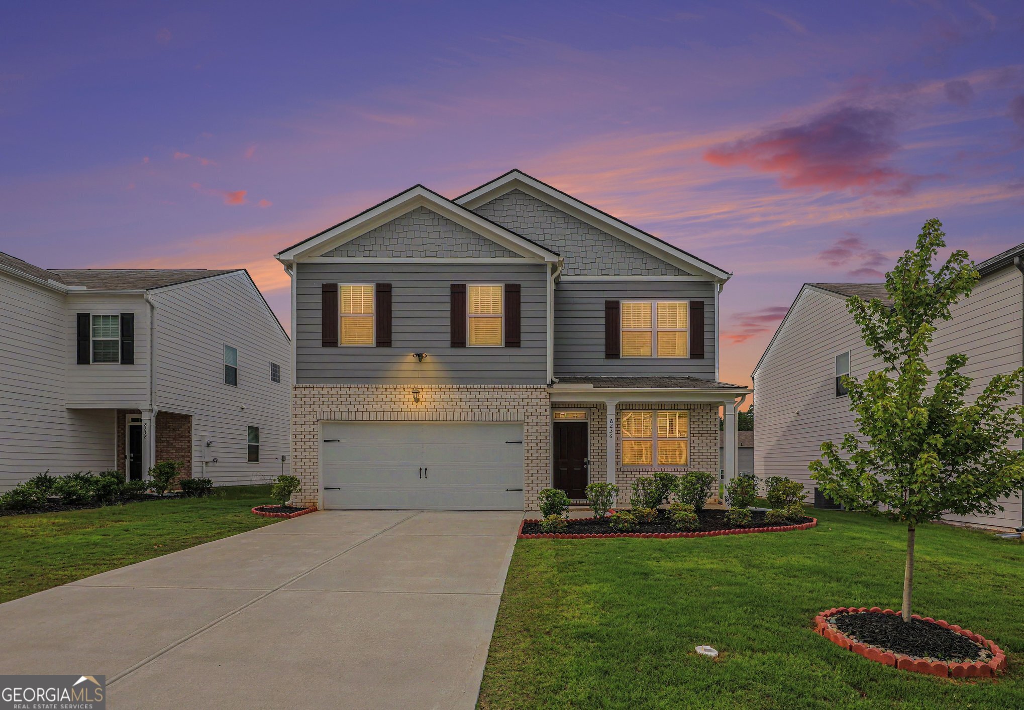 8236 Castleton Drive Property Photo 3