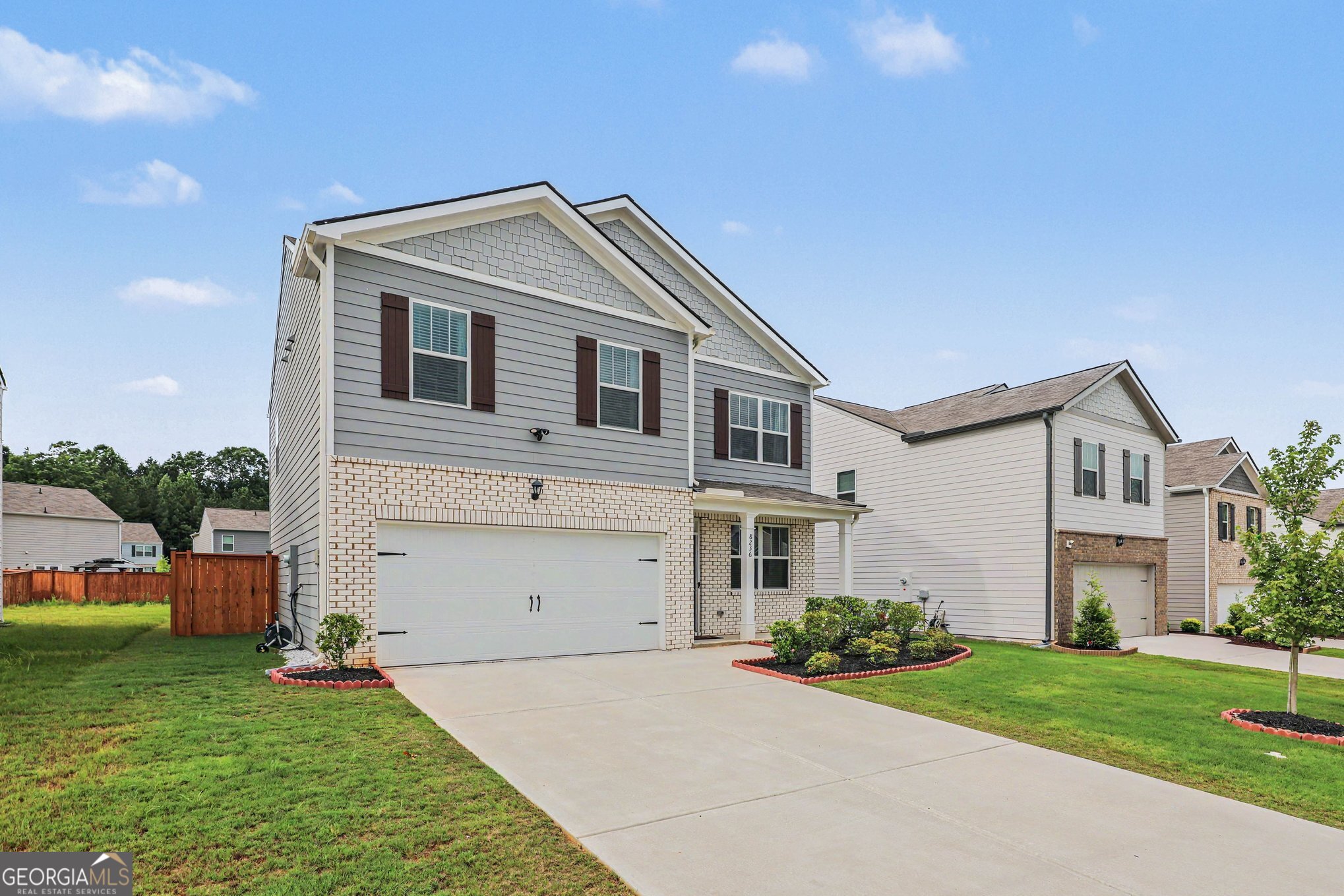 8236 Castleton Drive Property Photo 4
