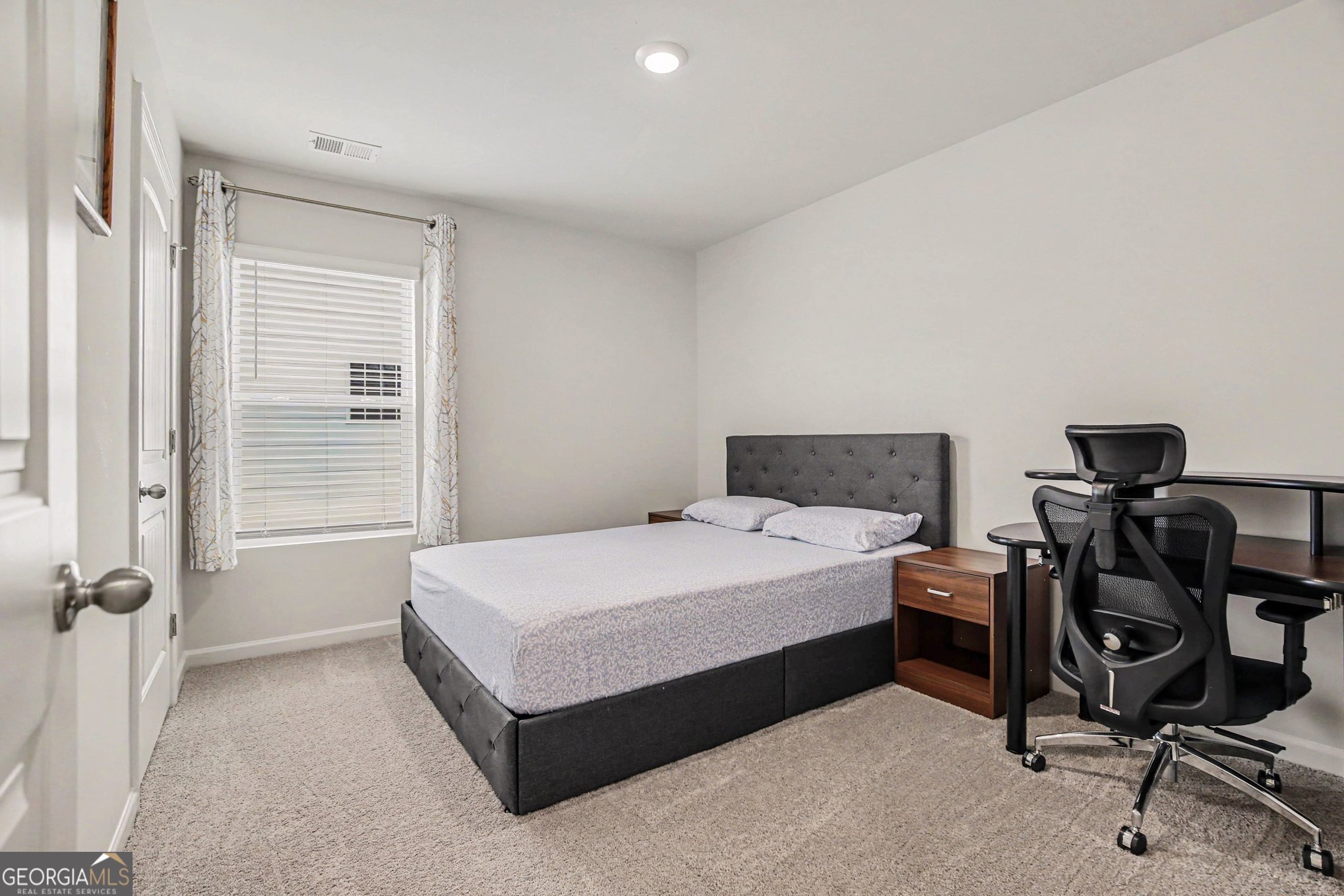 8236 Castleton Drive Property Photo 19