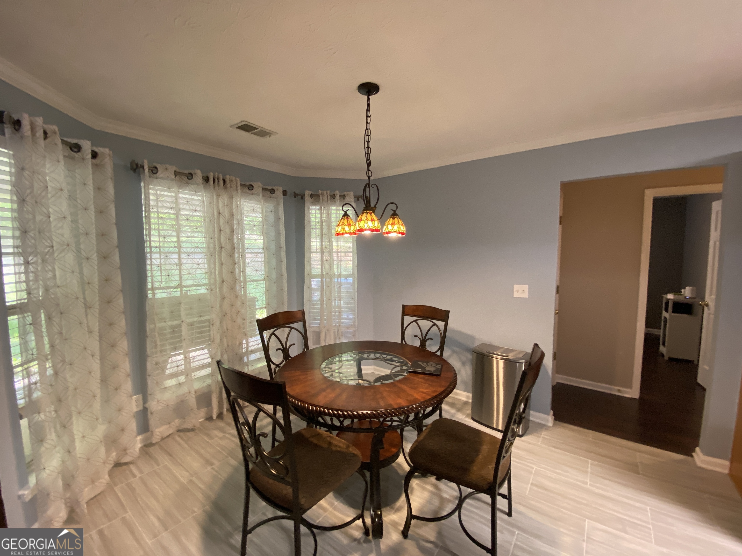 312 Cascade Court Property Photo 4