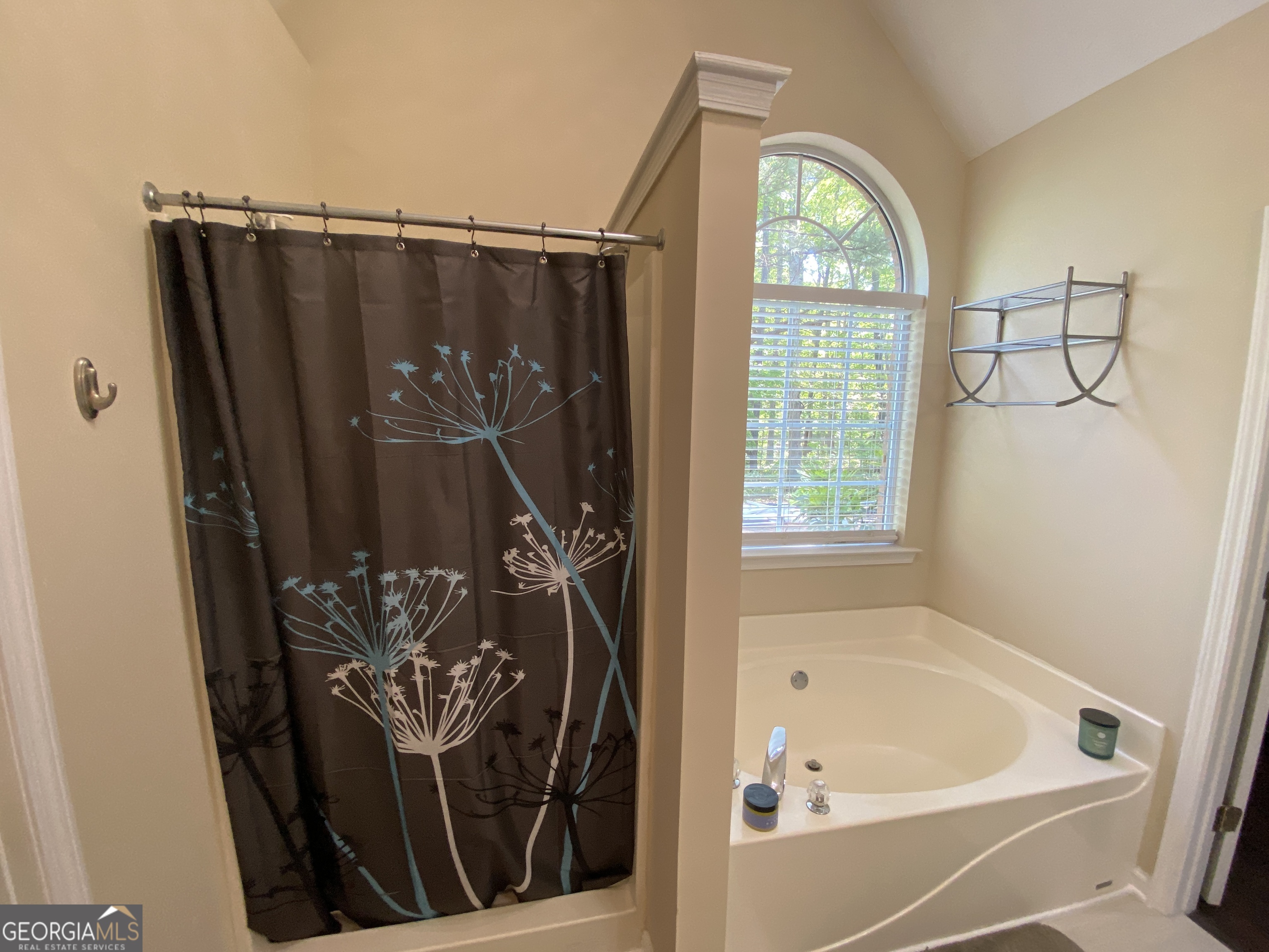 312 Cascade Court Property Photo 12