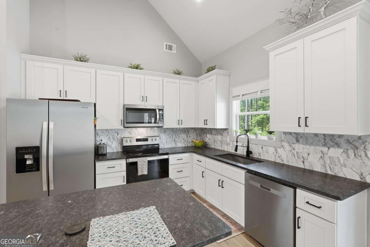191 Crooked Creek Bay Road Property Photo 17