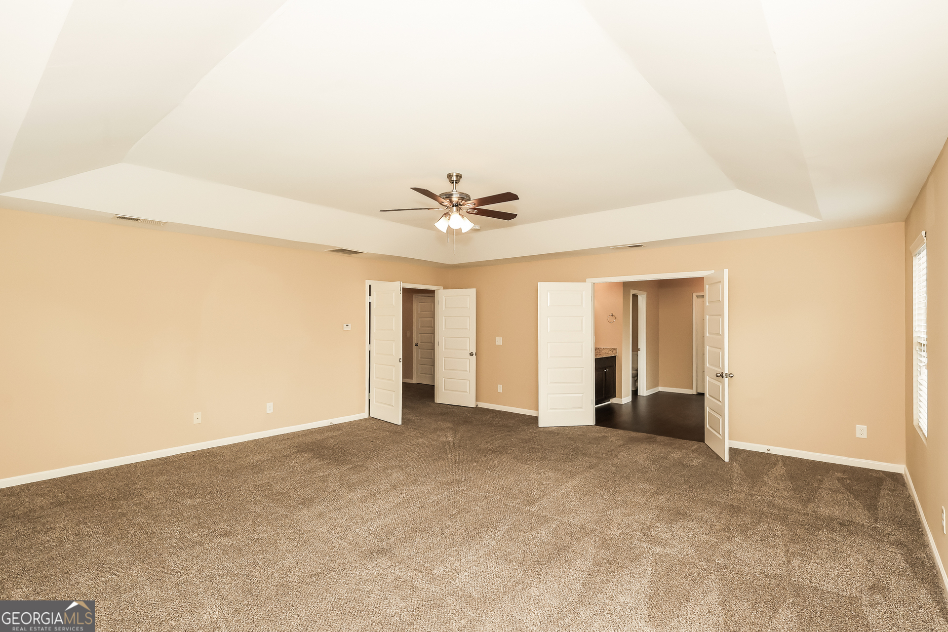 2812 Feldspar Way Property Photo 11