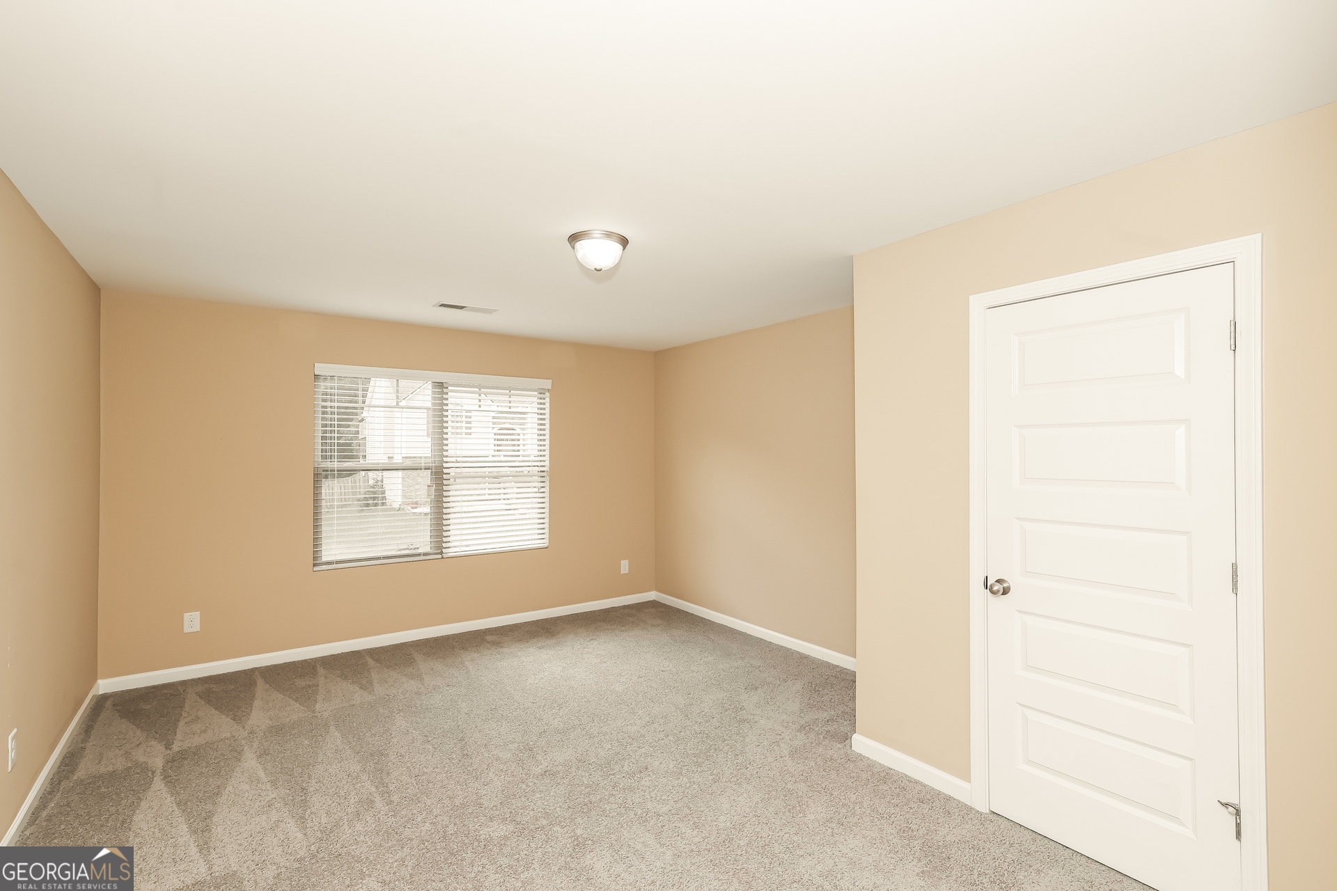 2812 Feldspar Way Property Photo 14