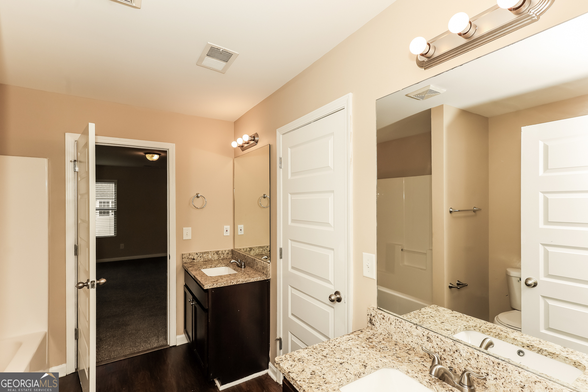 2812 Feldspar Way Property Photo 17