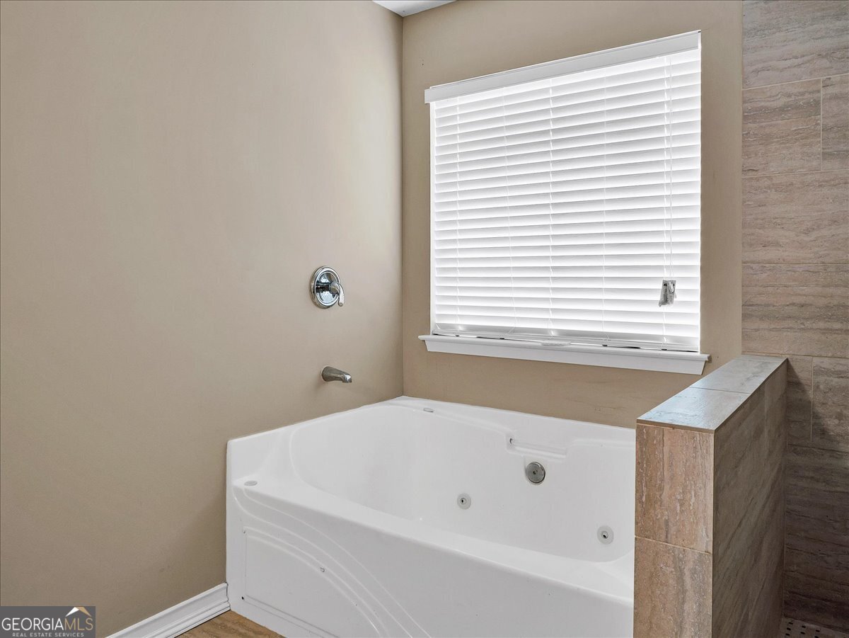 3725 Crescent Walk Lane Property Photo 15