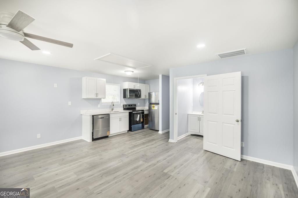 1909 Dannenberg Avenue Property Photo 4
