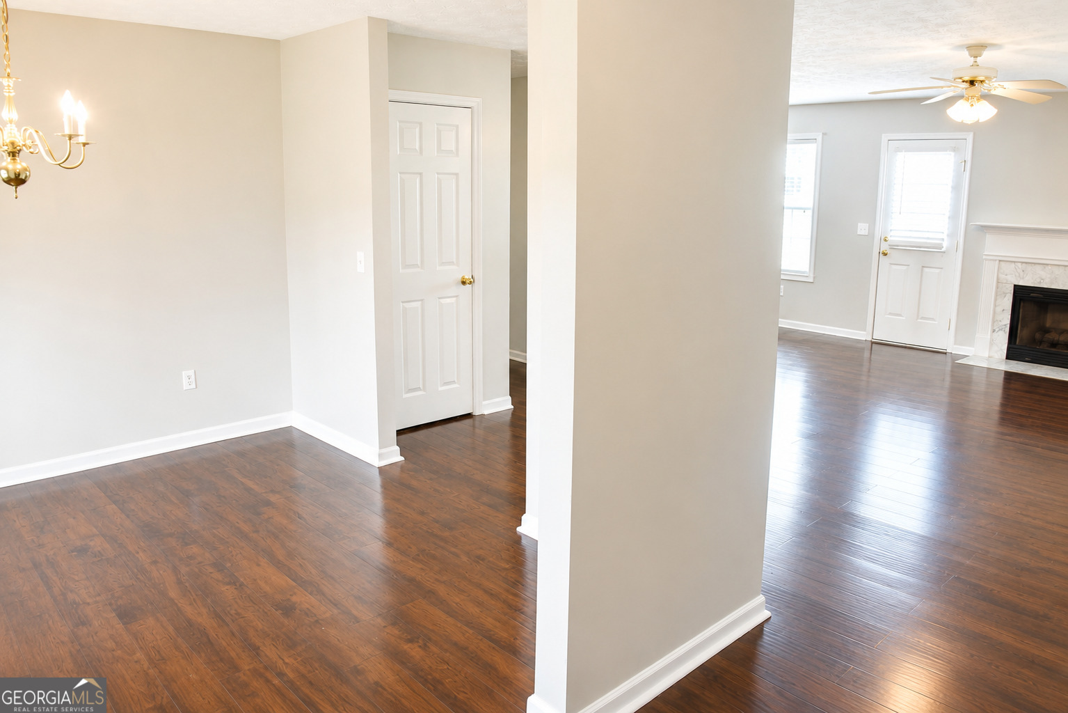 904 Meadow Walk Drive Property Photo 7