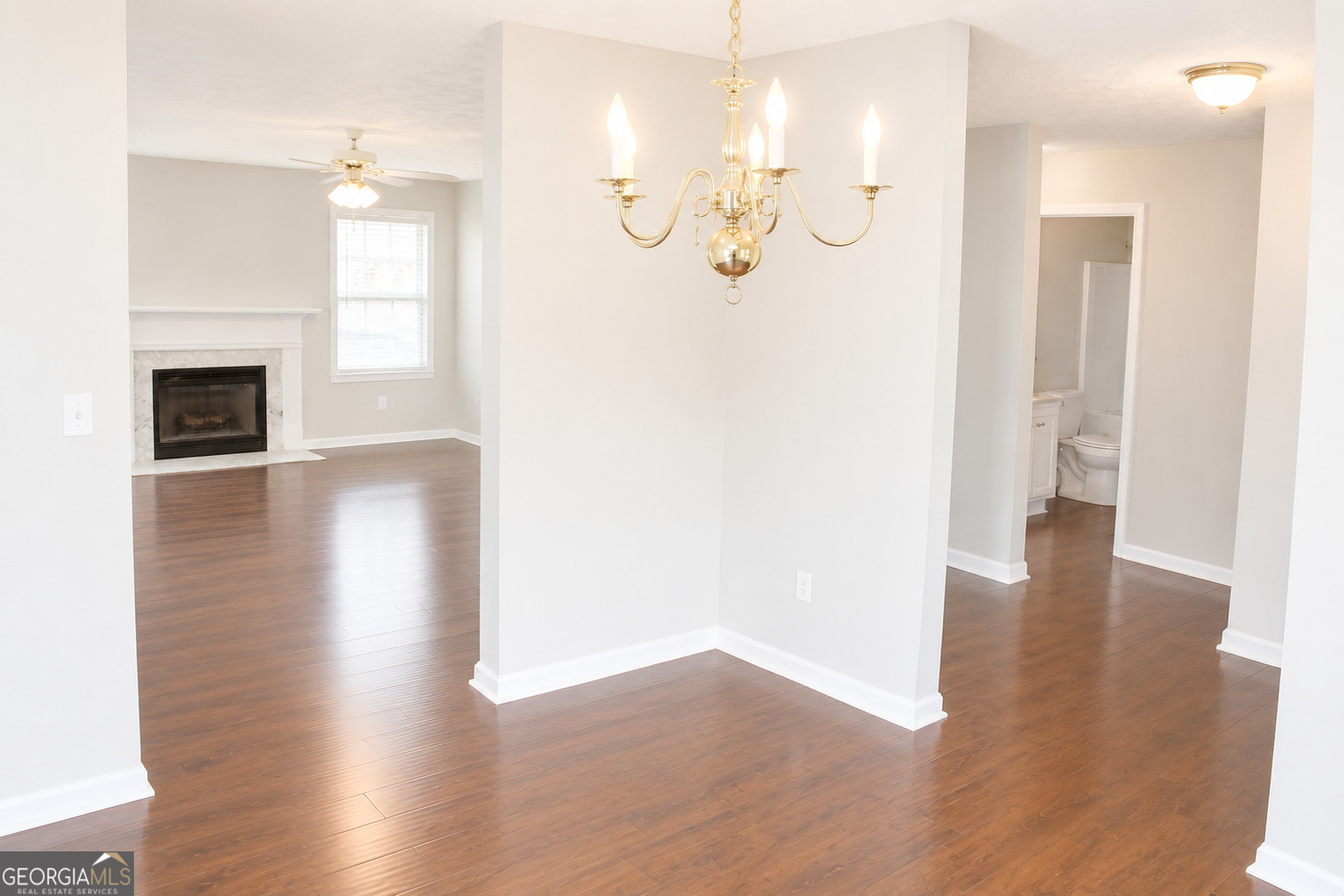 904 Meadow Walk Drive Property Photo 11