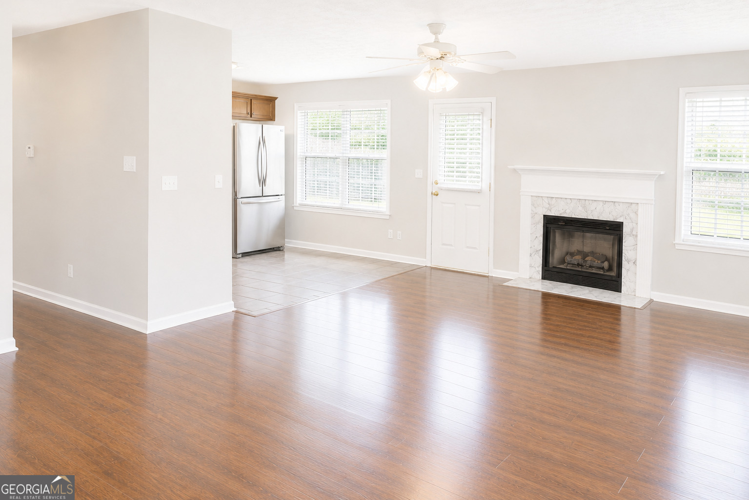 904 Meadow Walk Drive Property Photo 14