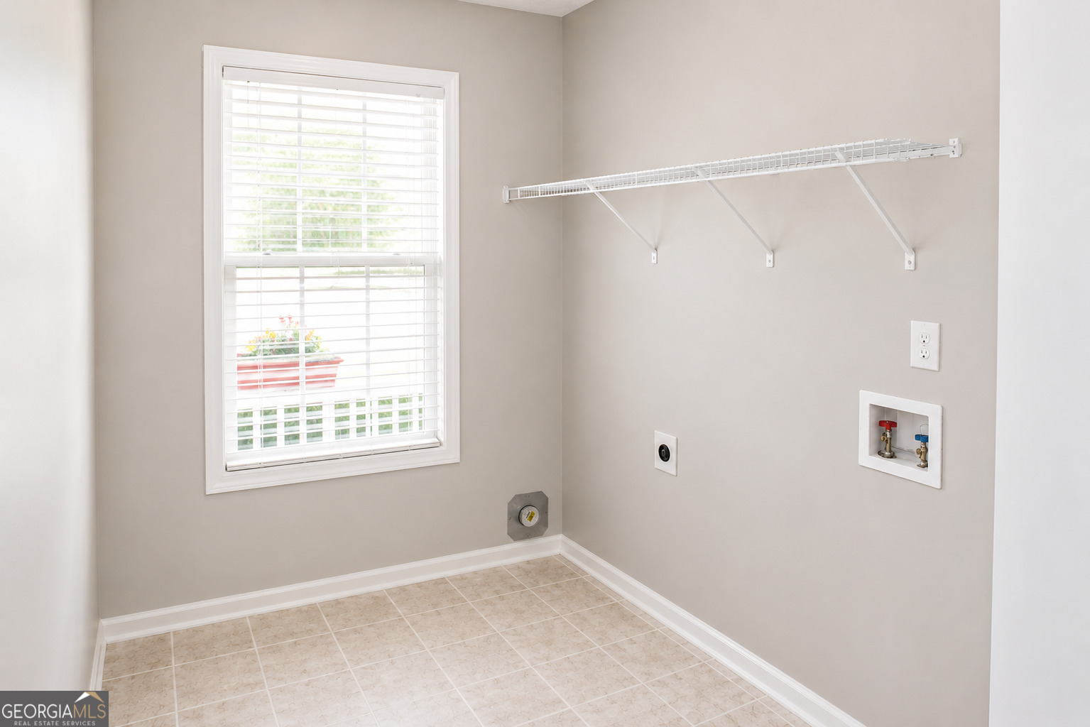 904 Meadow Walk Drive Property Photo 22