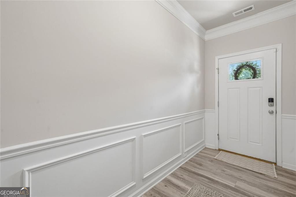 222 Woodford Drive Property Photo 9