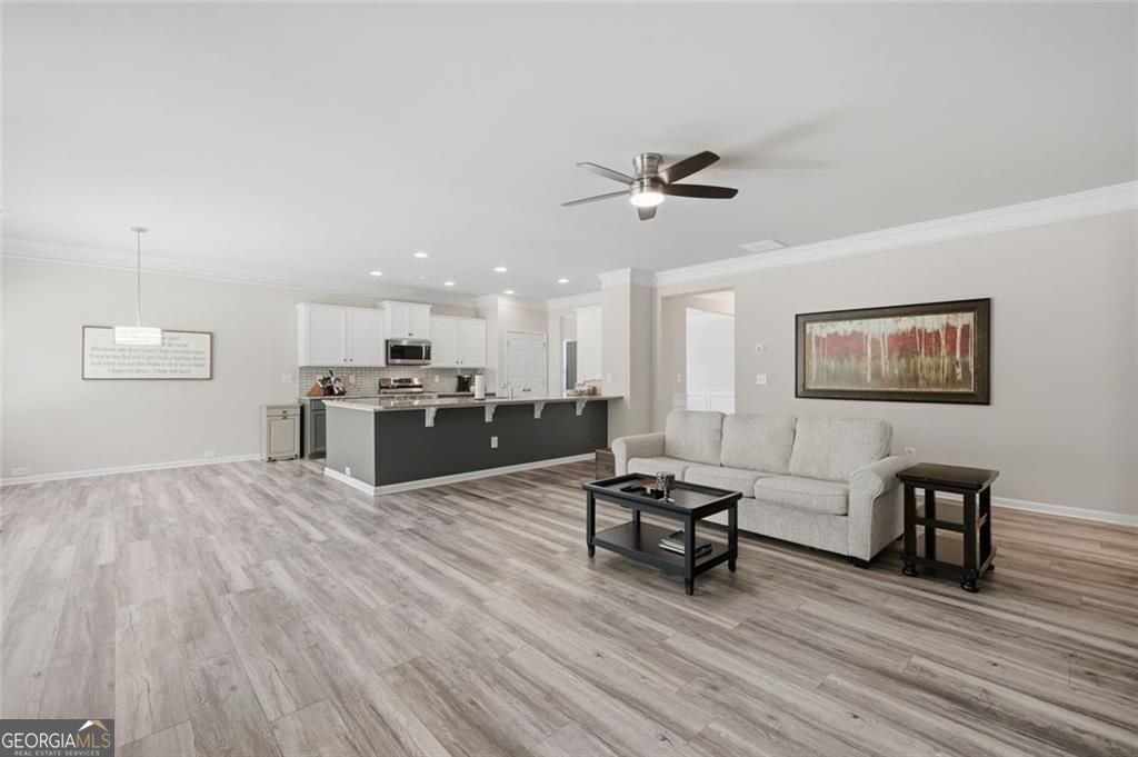222 Woodford Drive Property Photo 13