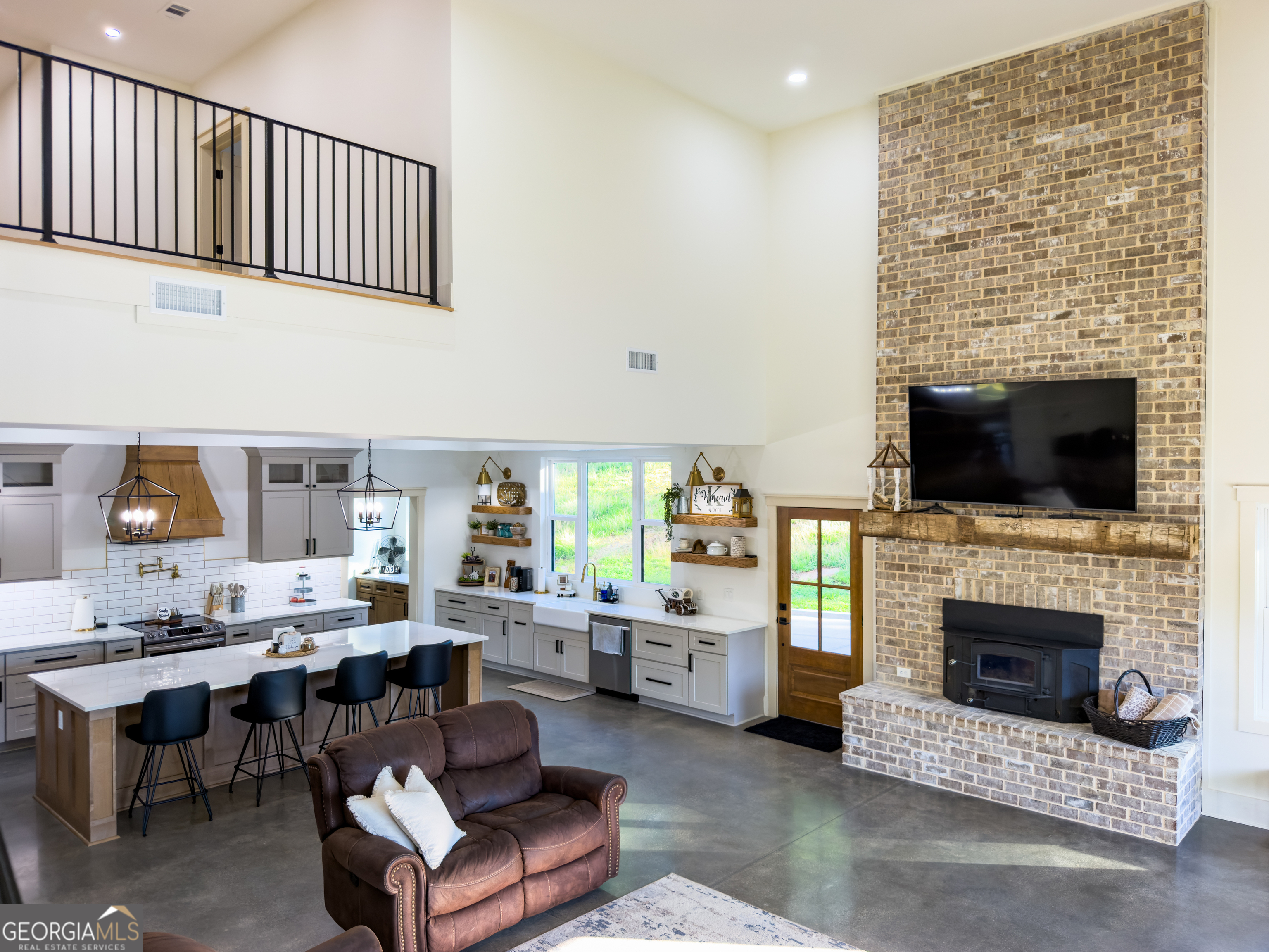 259 Garner Road Property Photo 12