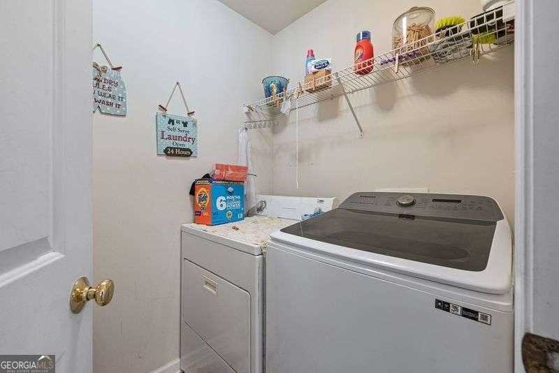 135 Splinter Court Property Photo 34
