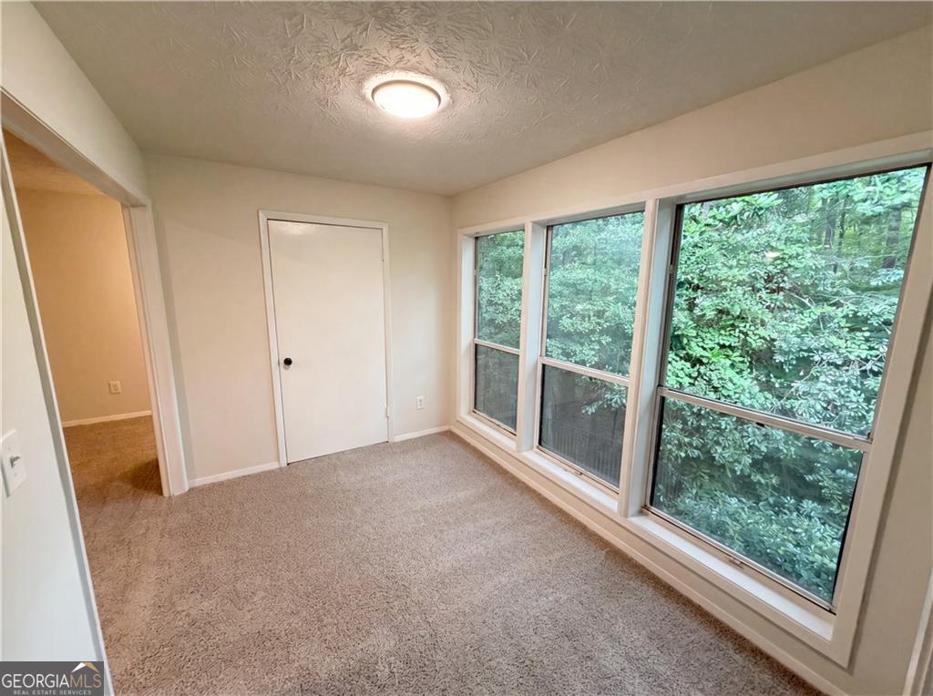 1005 Dunbar Drive Property Photo 10