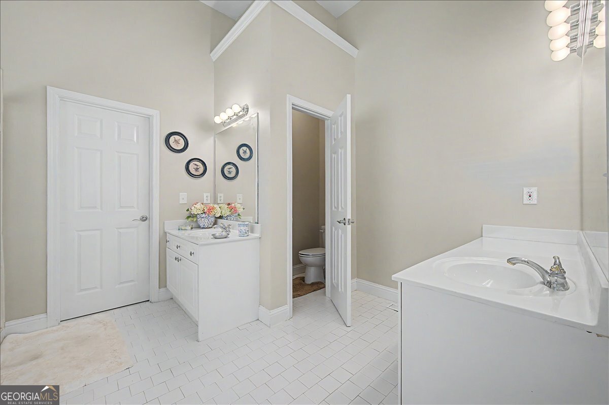249 Graves Road Property Photo 28