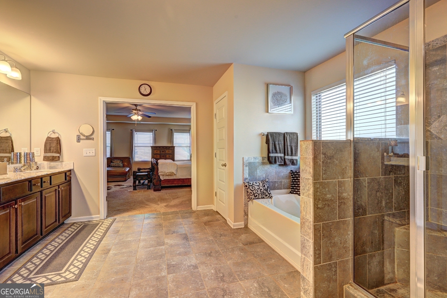 609 Caledon Way Property Photo 32