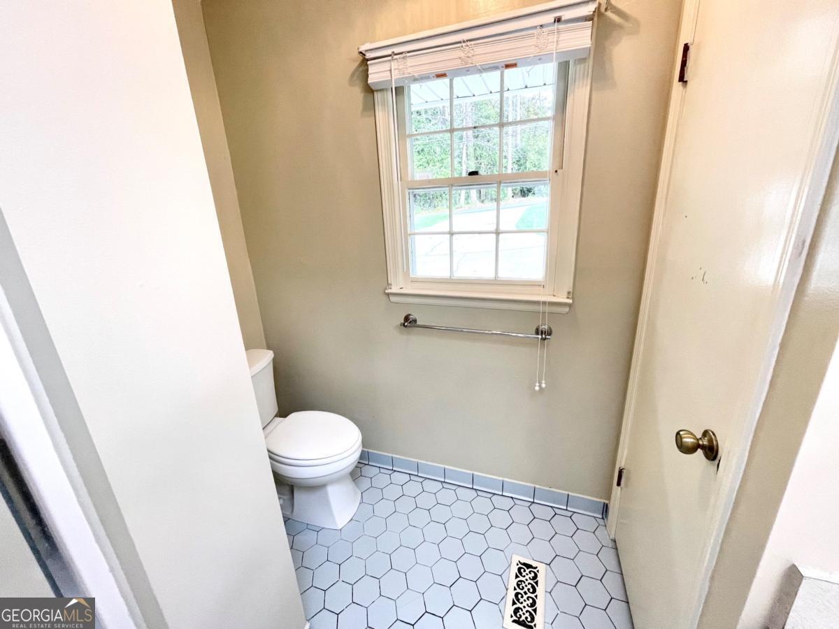 226 Pine Forest Drive Property Photo 8