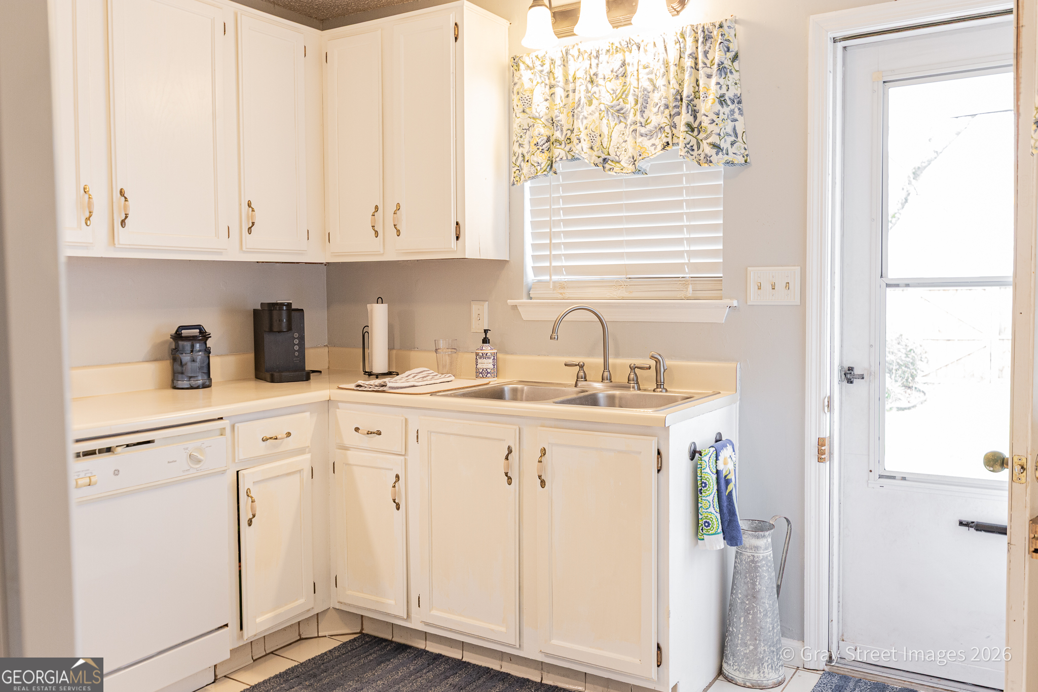2019 Shields Road # 8 Property Photo 18
