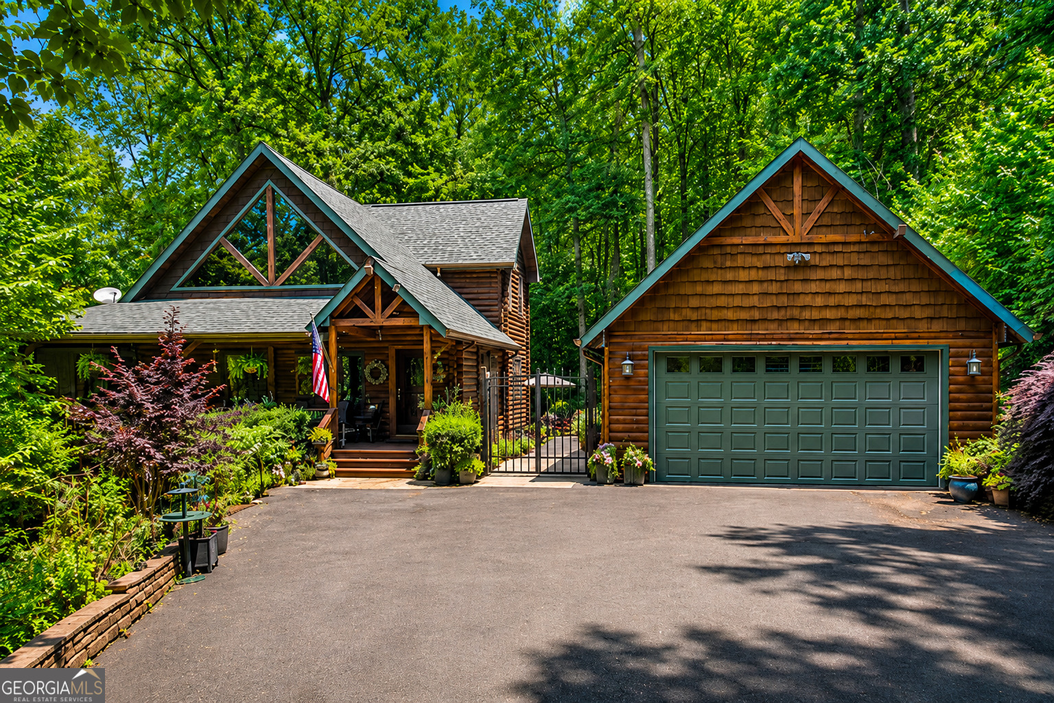 649 Weaver Creek Way Property Photo 1