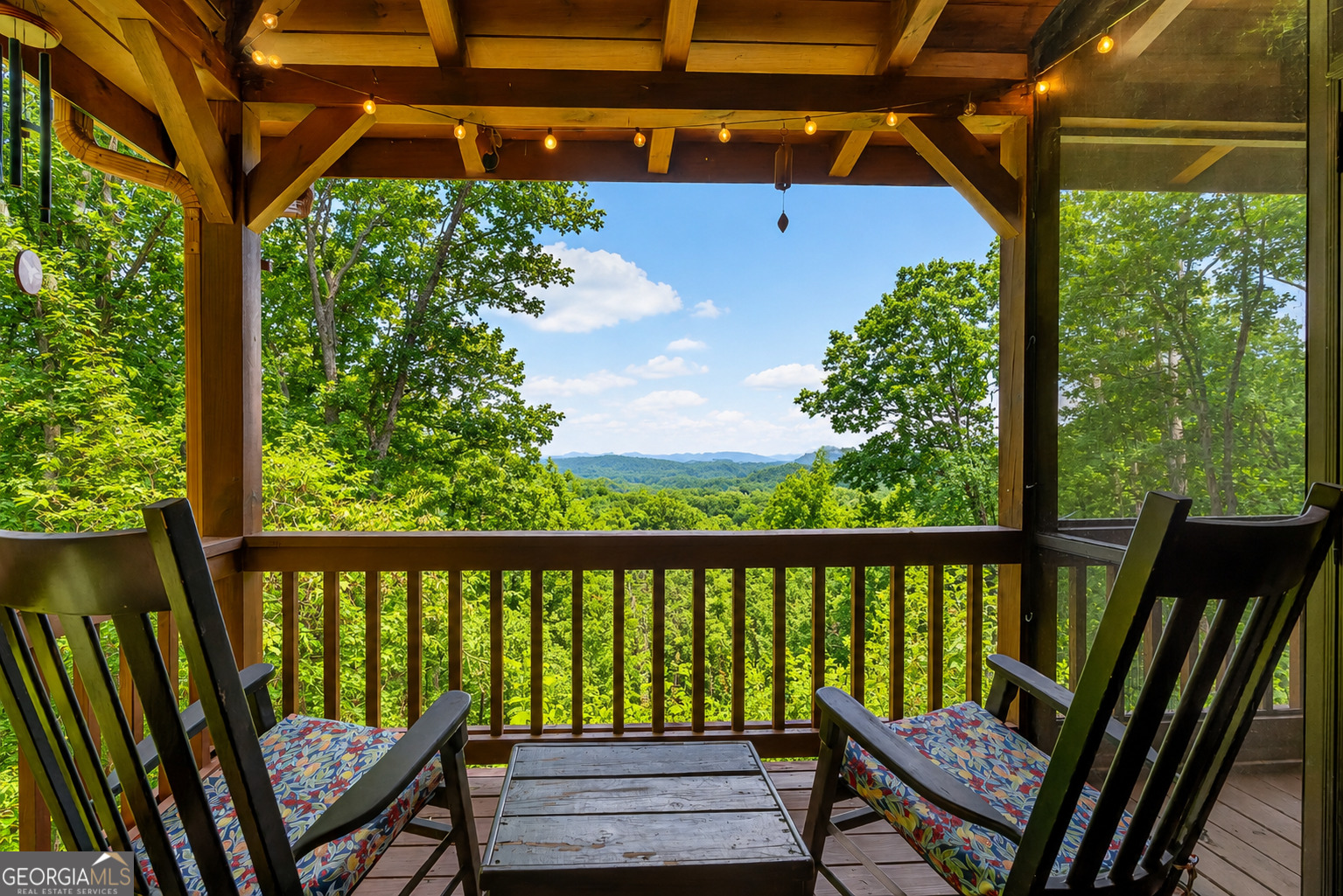 649 Weaver Creek Way Property Photo 2