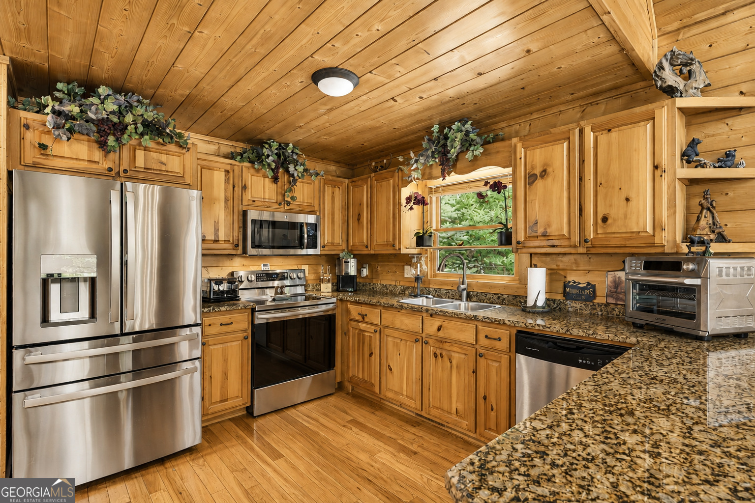 649 Weaver Creek Way Property Photo 7