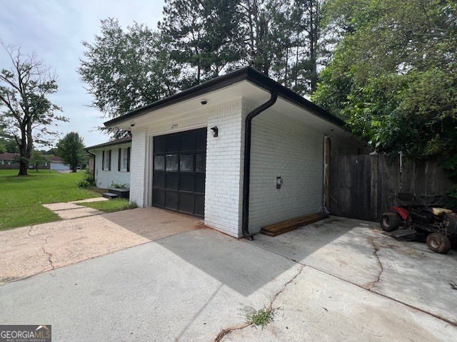 6935 Fielder Road Property Photo 4