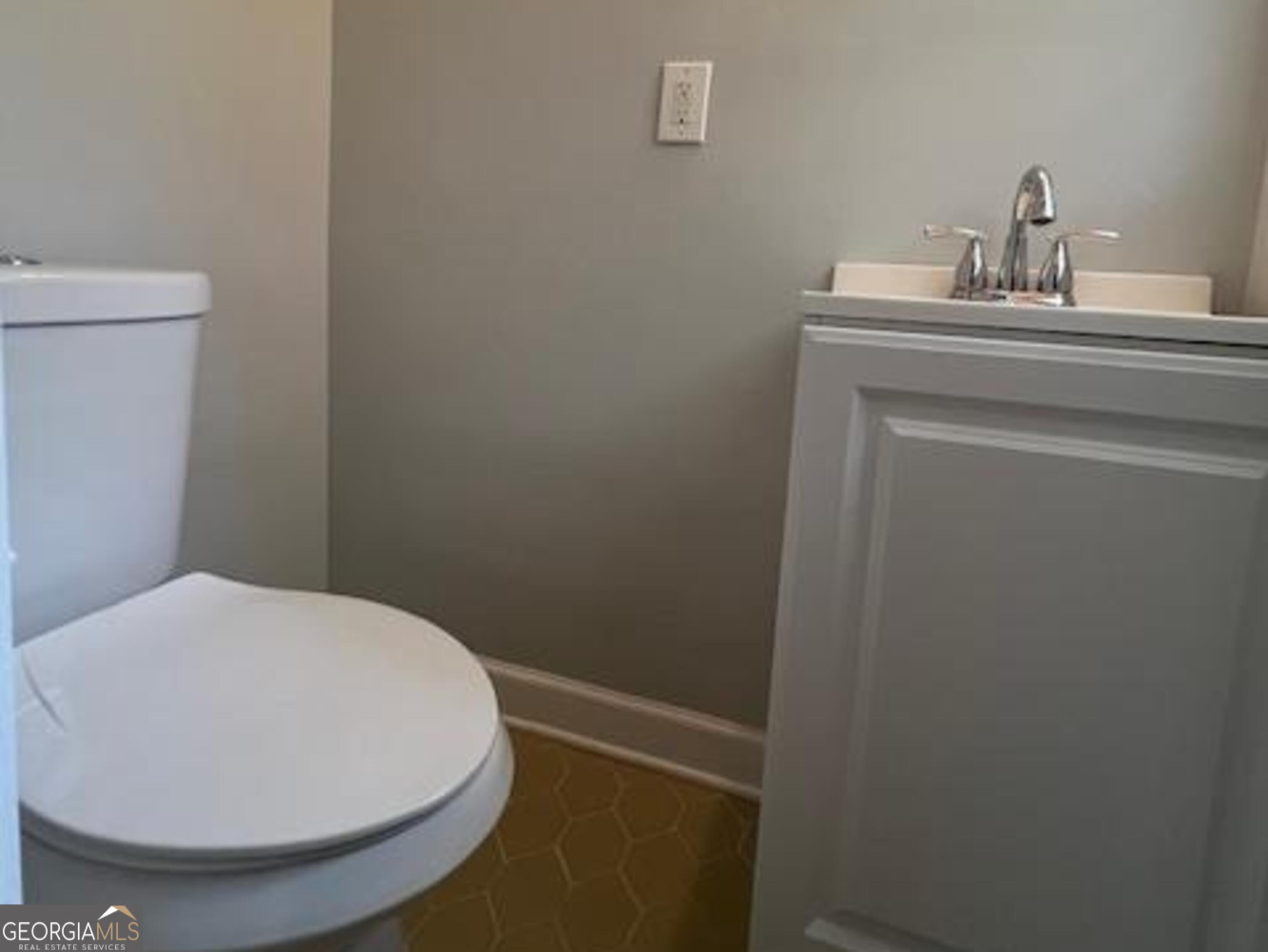 6935 Fielder Road Property Photo 15