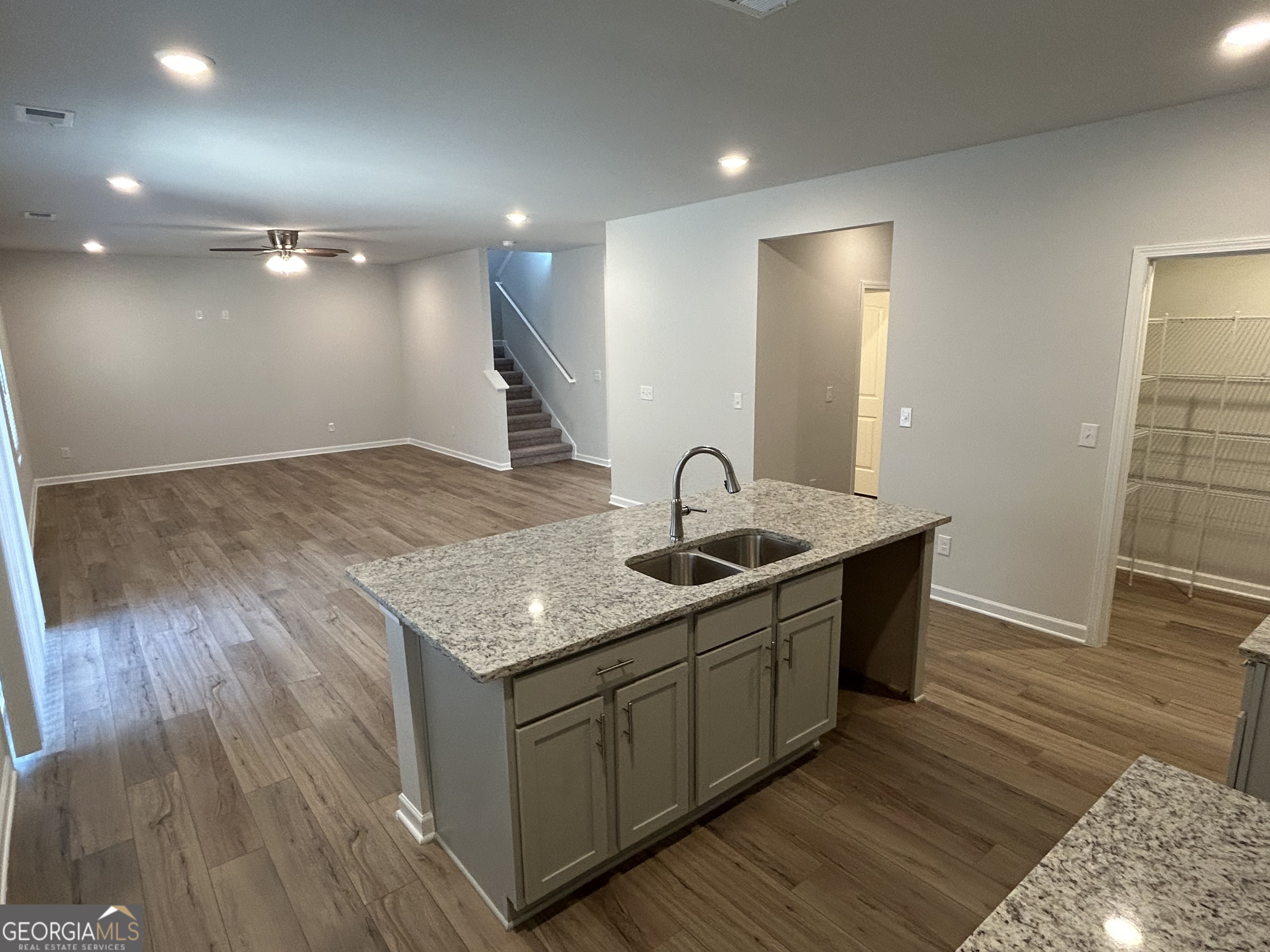 11 Meadowview Circle Property Photo 7