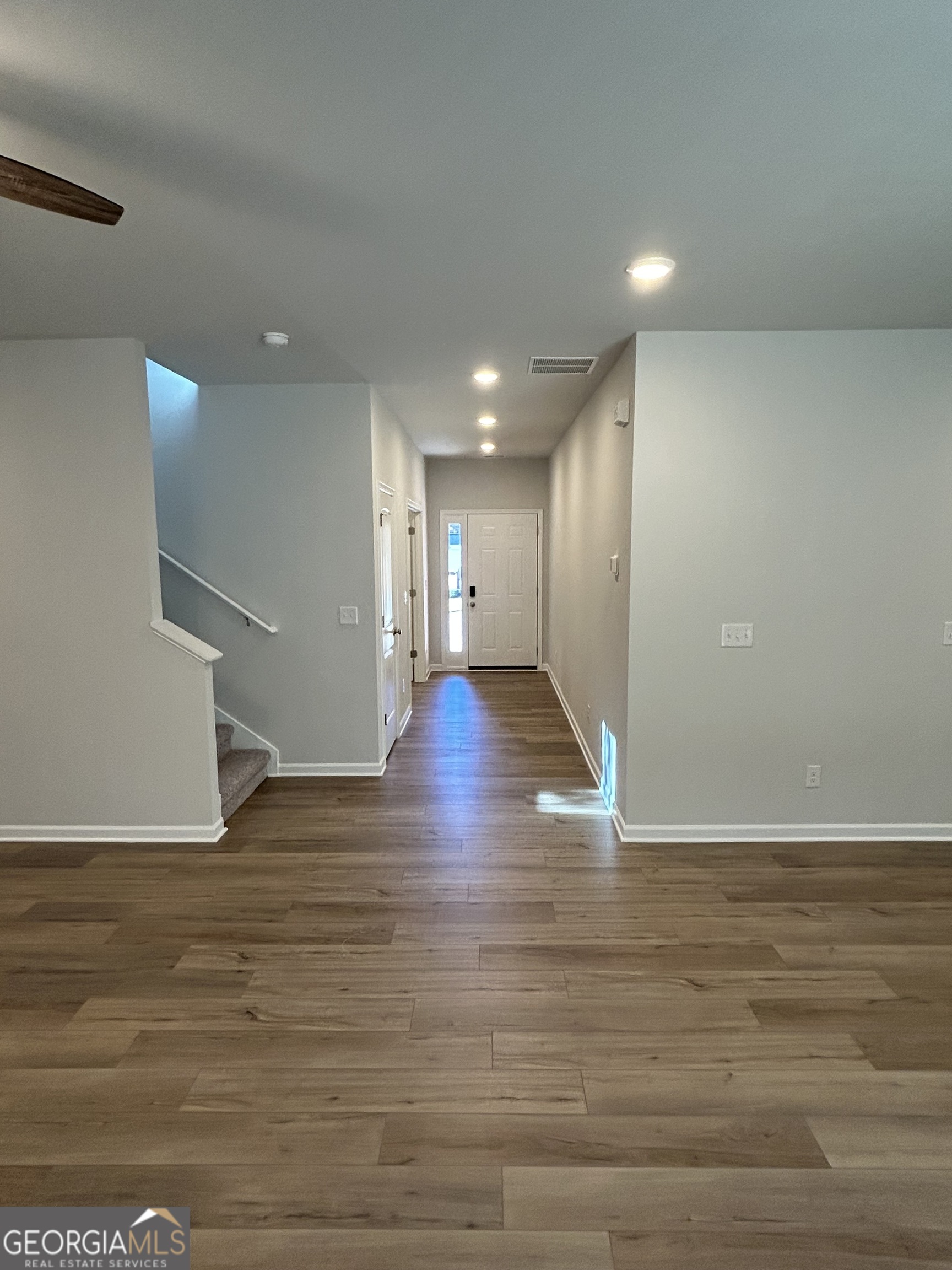 11 Meadowview Circle Property Photo 8
