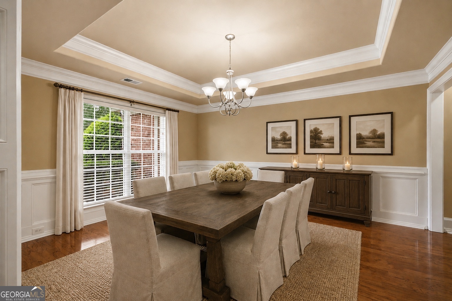 4200 Donington Way Property Photo 3