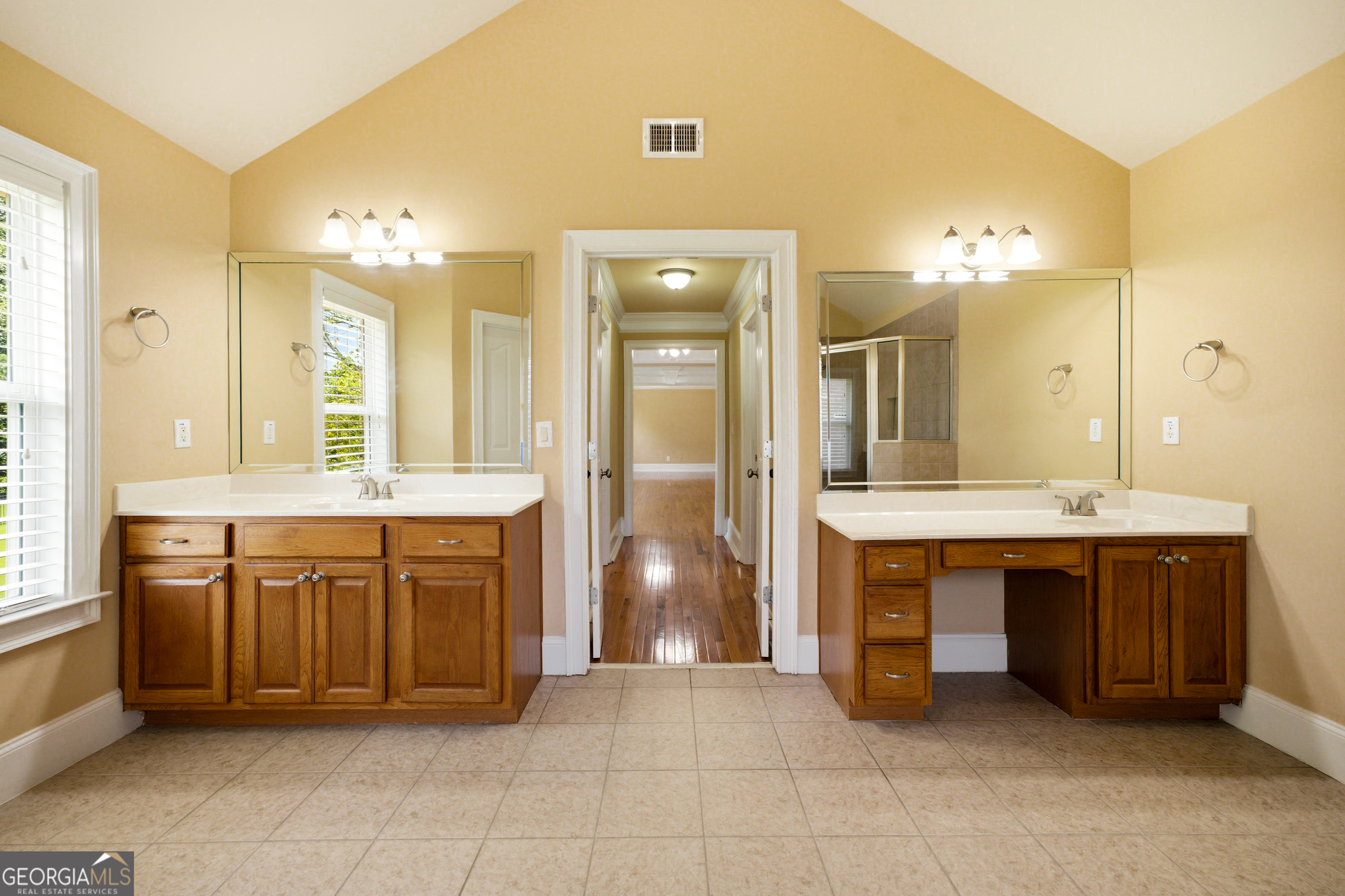 4200 Donington Way Property Photo 22