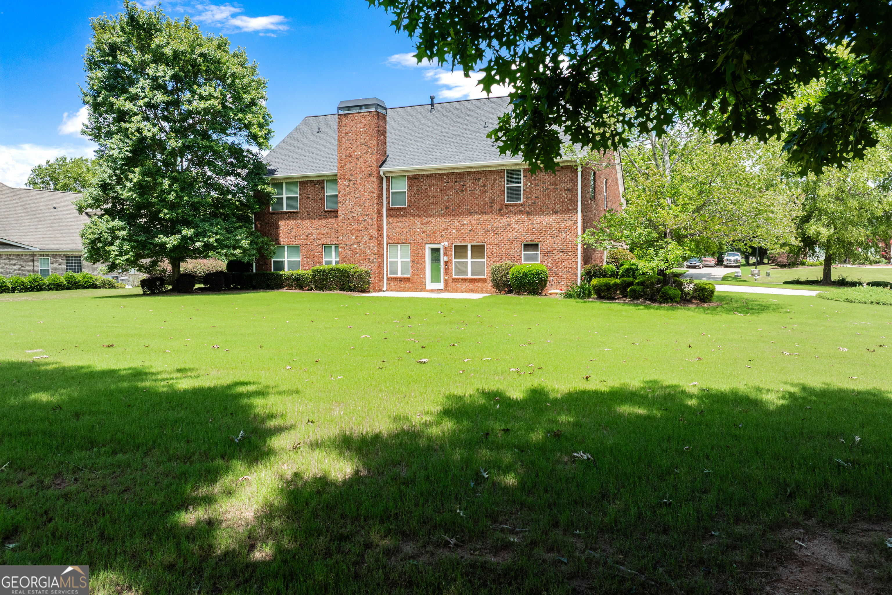 4200 Donington Way Property Photo 33