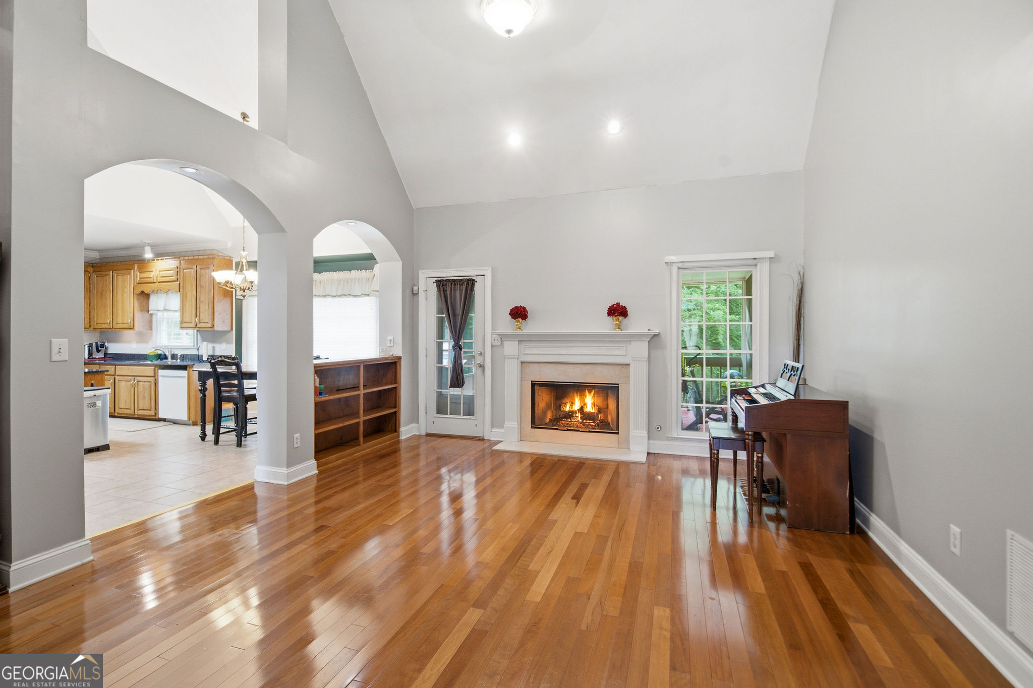1107 Brookfield Drive Se Property Photo 3