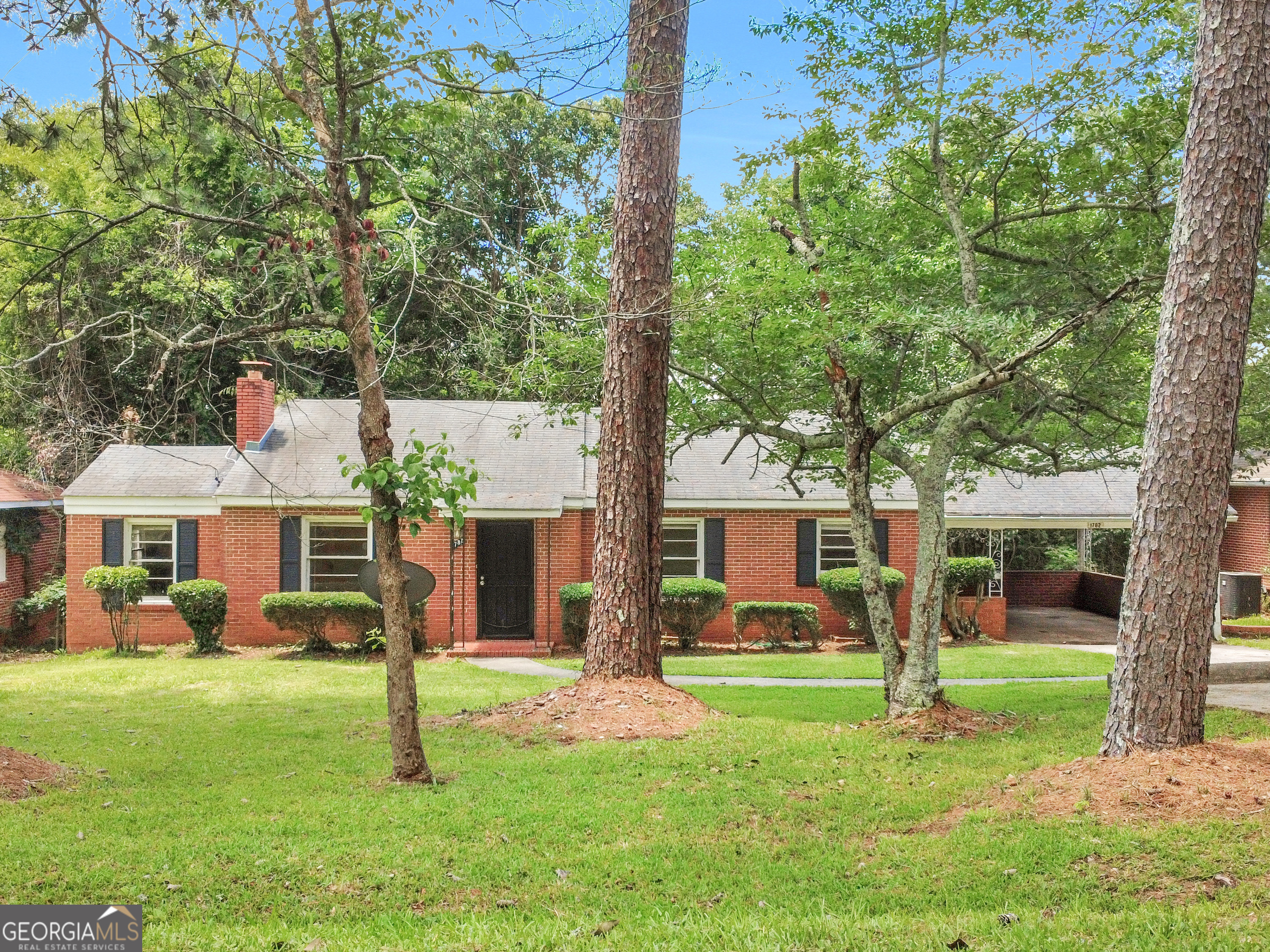 1782 Upper River Road Property Photo 1